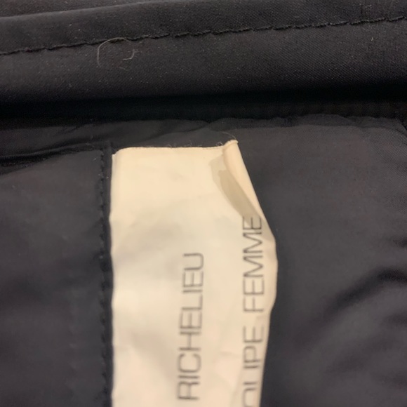 Superb and warm Kanuk coat. Mint condition. Colour is black. - Picture 7 of 9